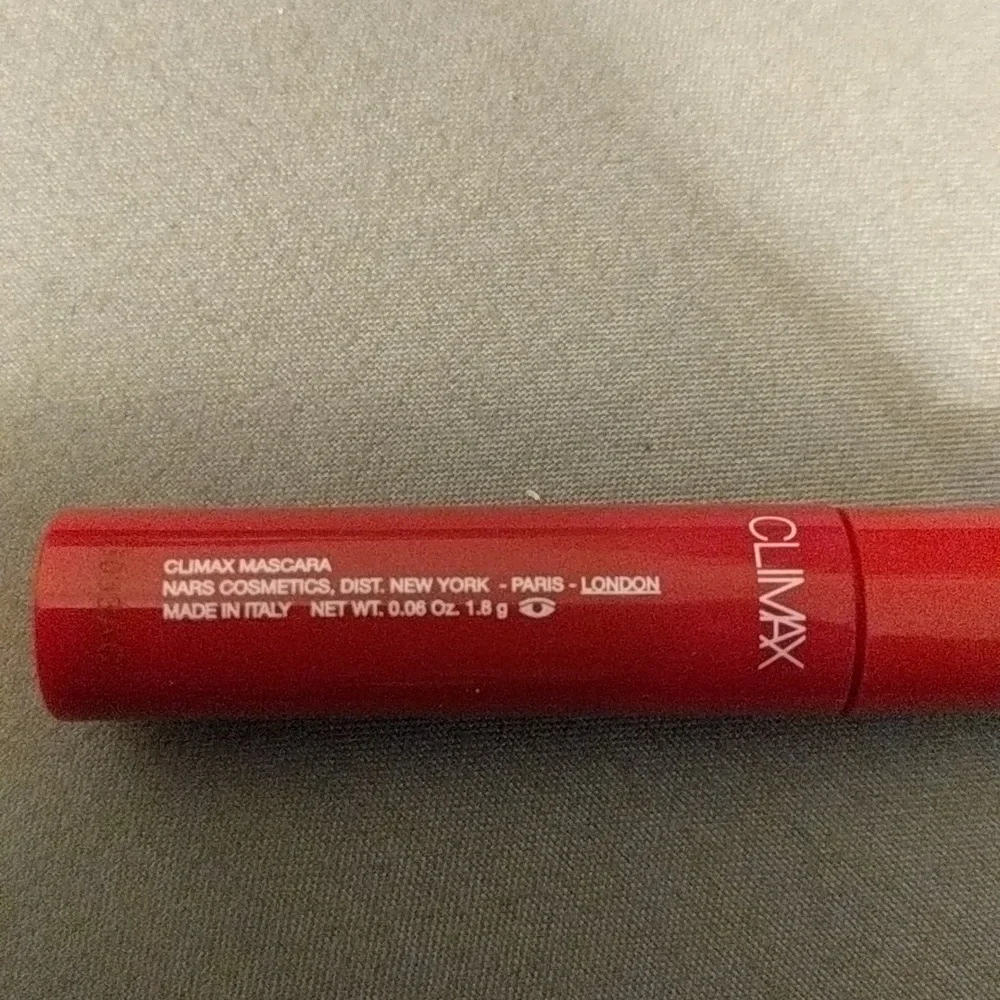 NWT Mascara
